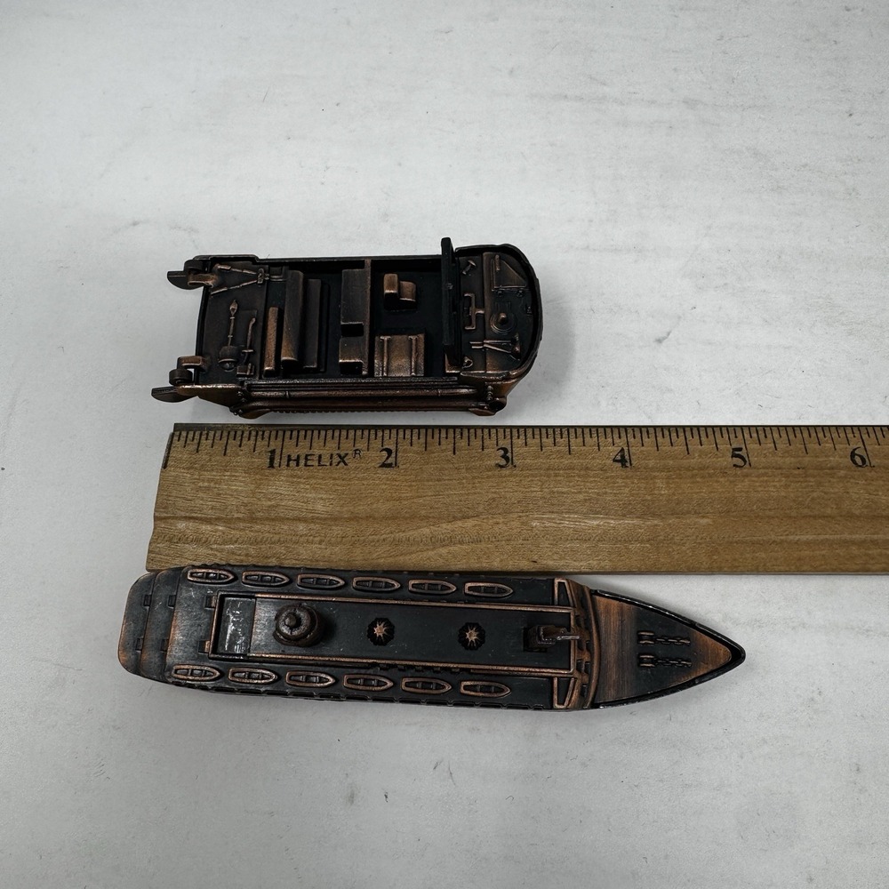 Vintage Die Cast Military Mini Pencil Sharpeners Ship Boat Miniature Lot of 2 - Picture 11 of 11